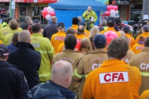 CFA Volunteers rally at Scoresby for the Firefighters’ Cancer Law